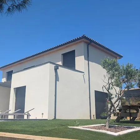 Oxyzenvilla 11200 Villa